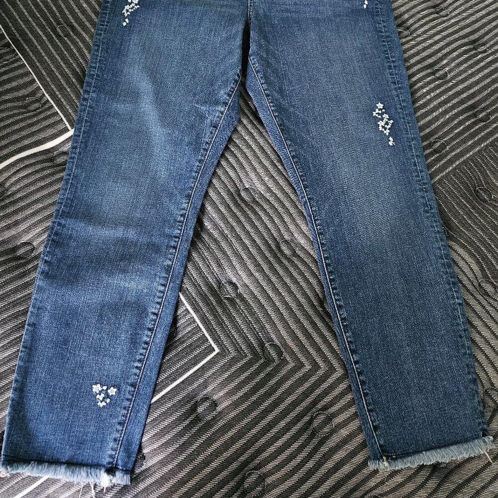 LOFT Modern Skinny Distressted Hem